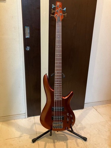 String brown electric bass - 5-string,